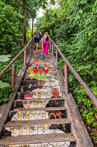 37ER989