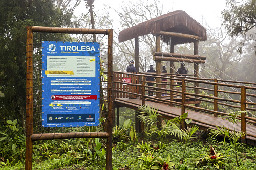Tirolesa - atração turística do PE Serra do Mar - Caminhos do Mar