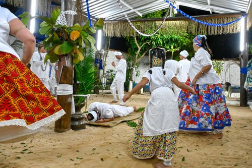 Cerimônia de candomblé na Festa de Oxalá no Centro Cultural Ogúm 7 Espadas