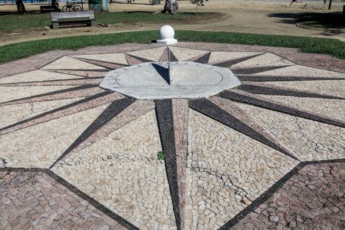 relogio do sol | Pulsar Imagens | Banco imagens do Brasil