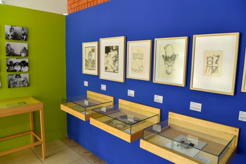 Ilustrações e fotografias de Drummond em exposição na FCCDA Fundação Cultural Carlos Drummond de Andrade