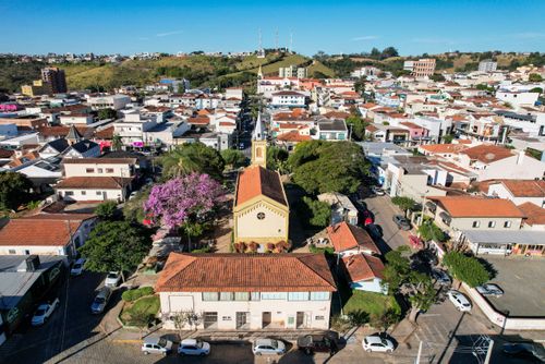 Vista de drone da Igreja de Nossa Senhora do Rosário - praça do Rosário - centro da cidade