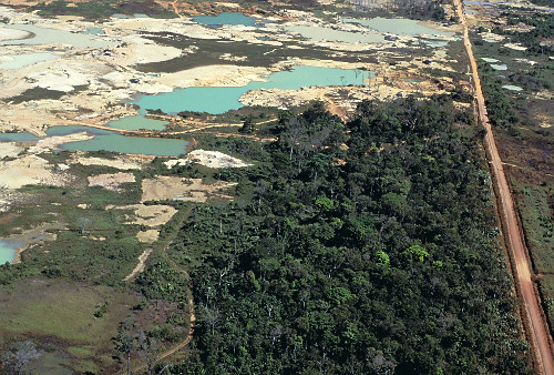 Garimpo em reserva Kaiapó